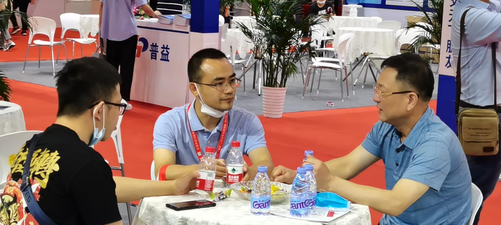 pg���d-pg���d�ٷ���-pg���d���b2025���°�V2.7.77-2265��׿�W(w��ng)