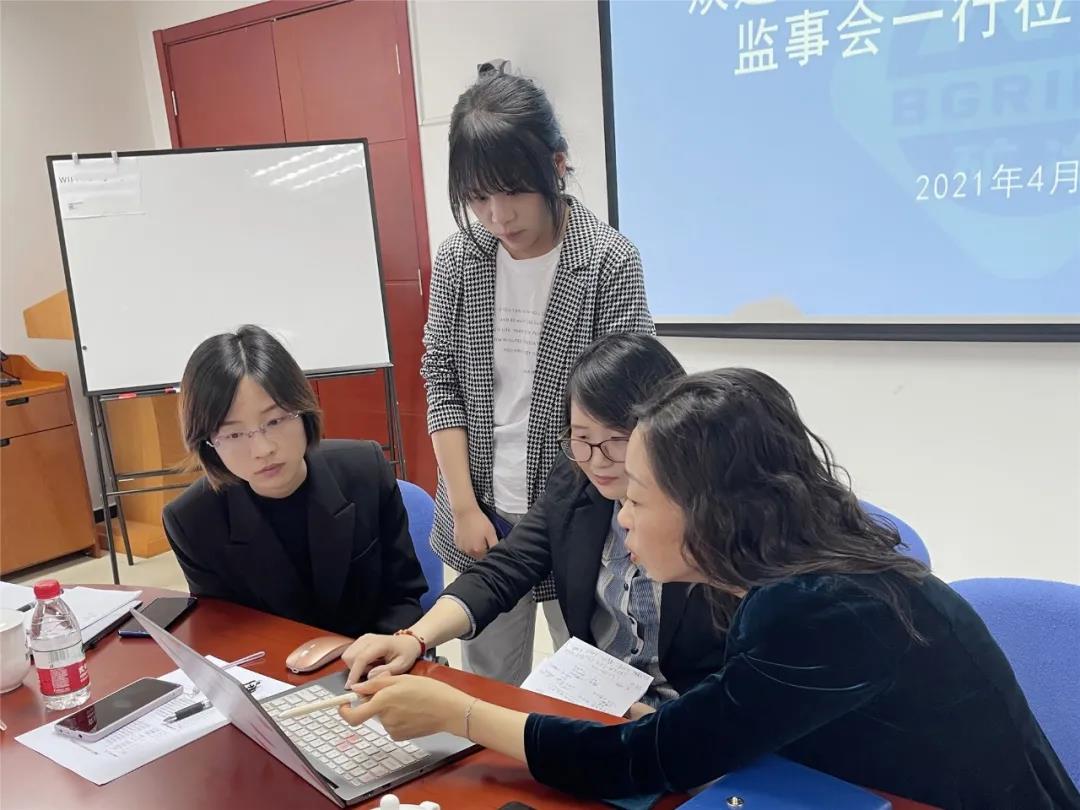 pg���d-pg���d�ٷ���-pg���d���b2025���°�V2.7.77-2265��׿�W(w��ng)