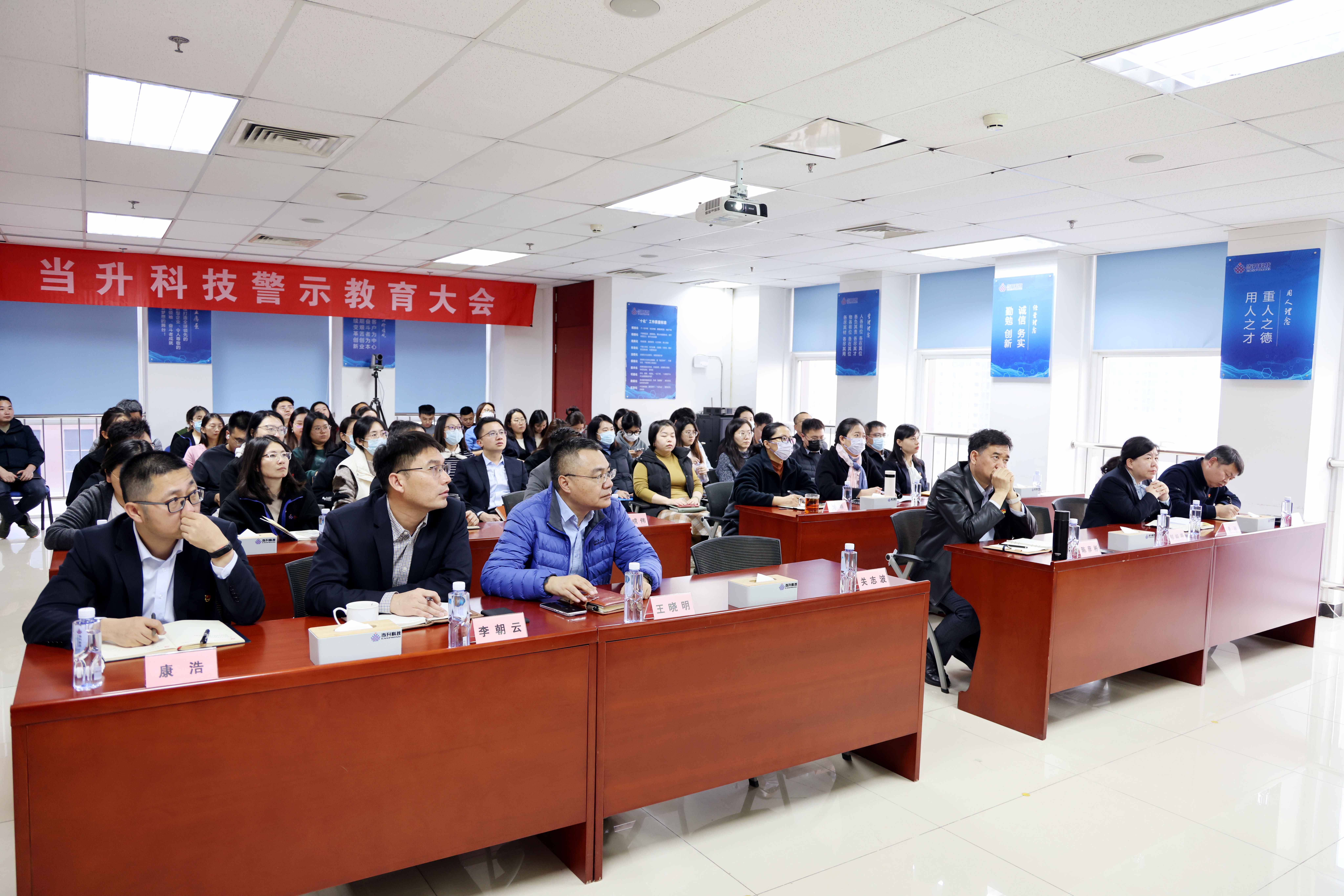 pg���d-pg���d�ٷ���-pg���d���b2025���°�V2.7.77-2265��׿�W(w��ng)